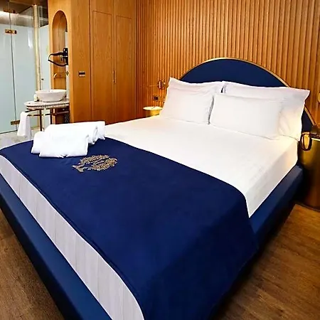 Kate Special Class & Hotel 4*